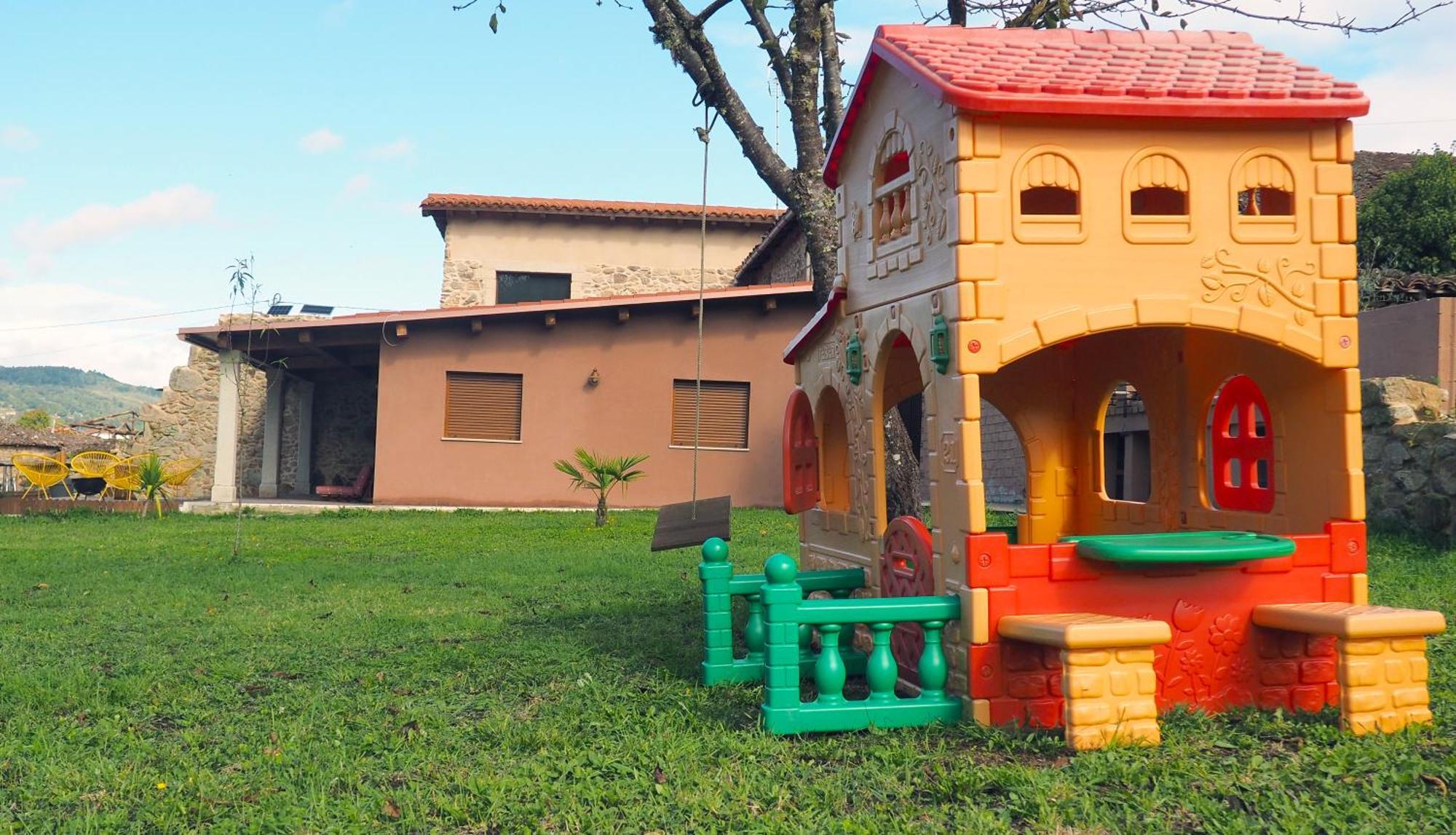 Sober Apartamentos Muralla Sacra מראה חיצוני תמונה