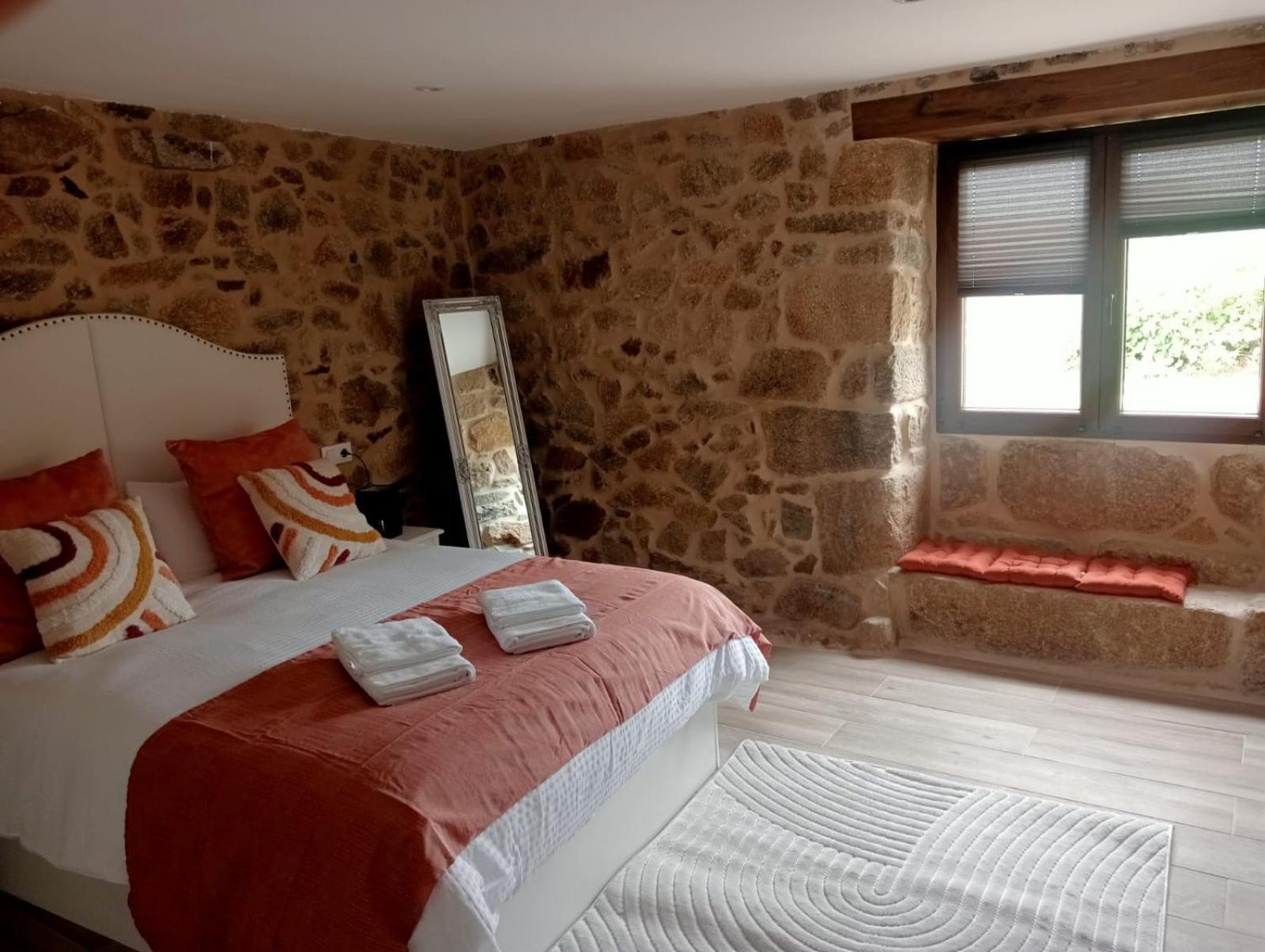 Sober Apartamentos Muralla Sacra מראה חיצוני תמונה