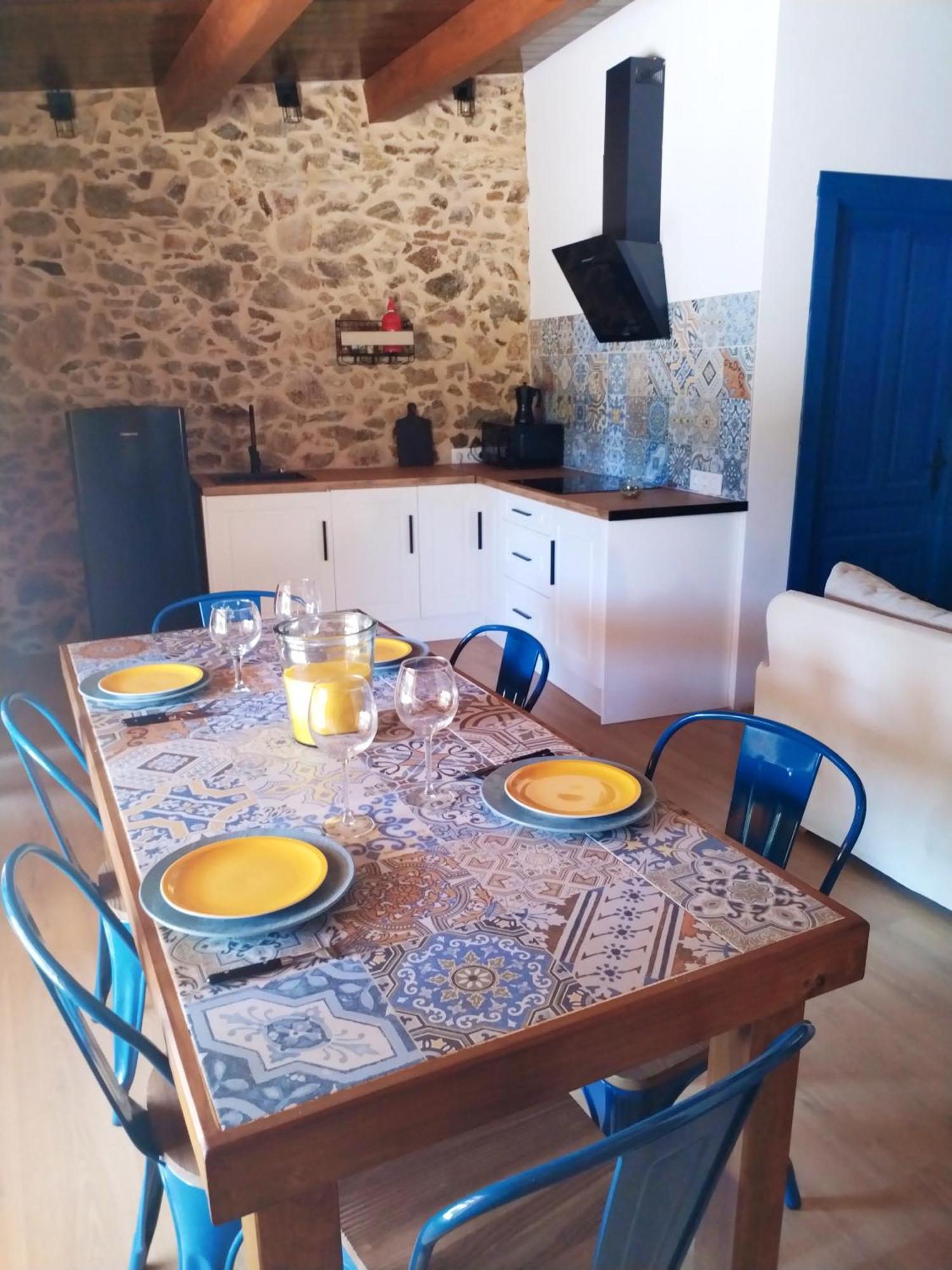 Sober Apartamentos Muralla Sacra מראה חיצוני תמונה
